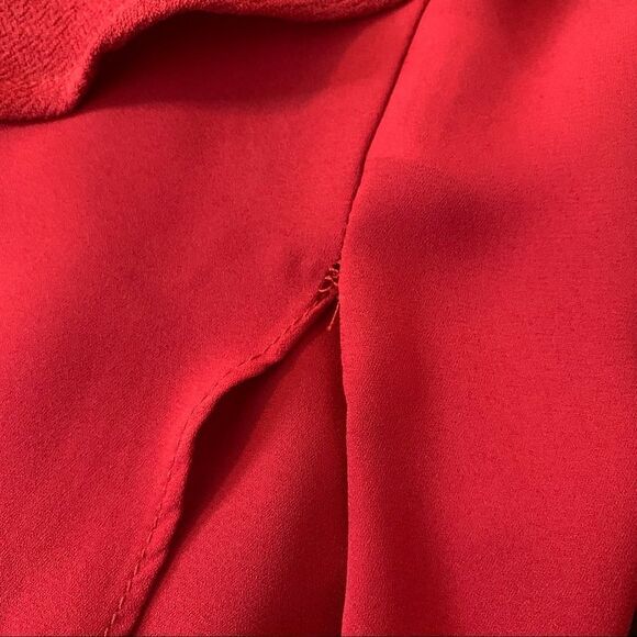 Lumiere Red mixed material long sleeve top - Picture 10 of 11